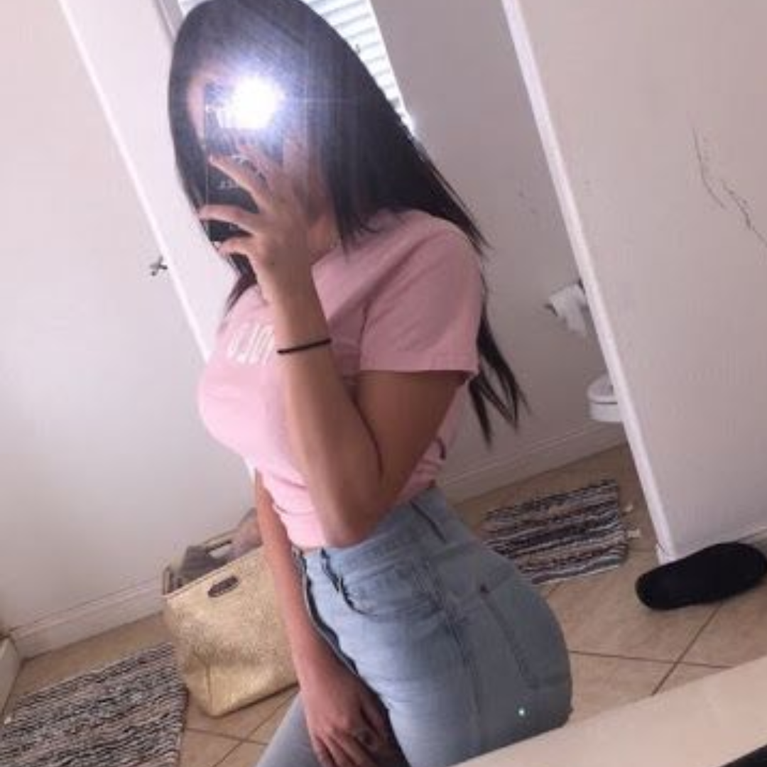 Sophie M.